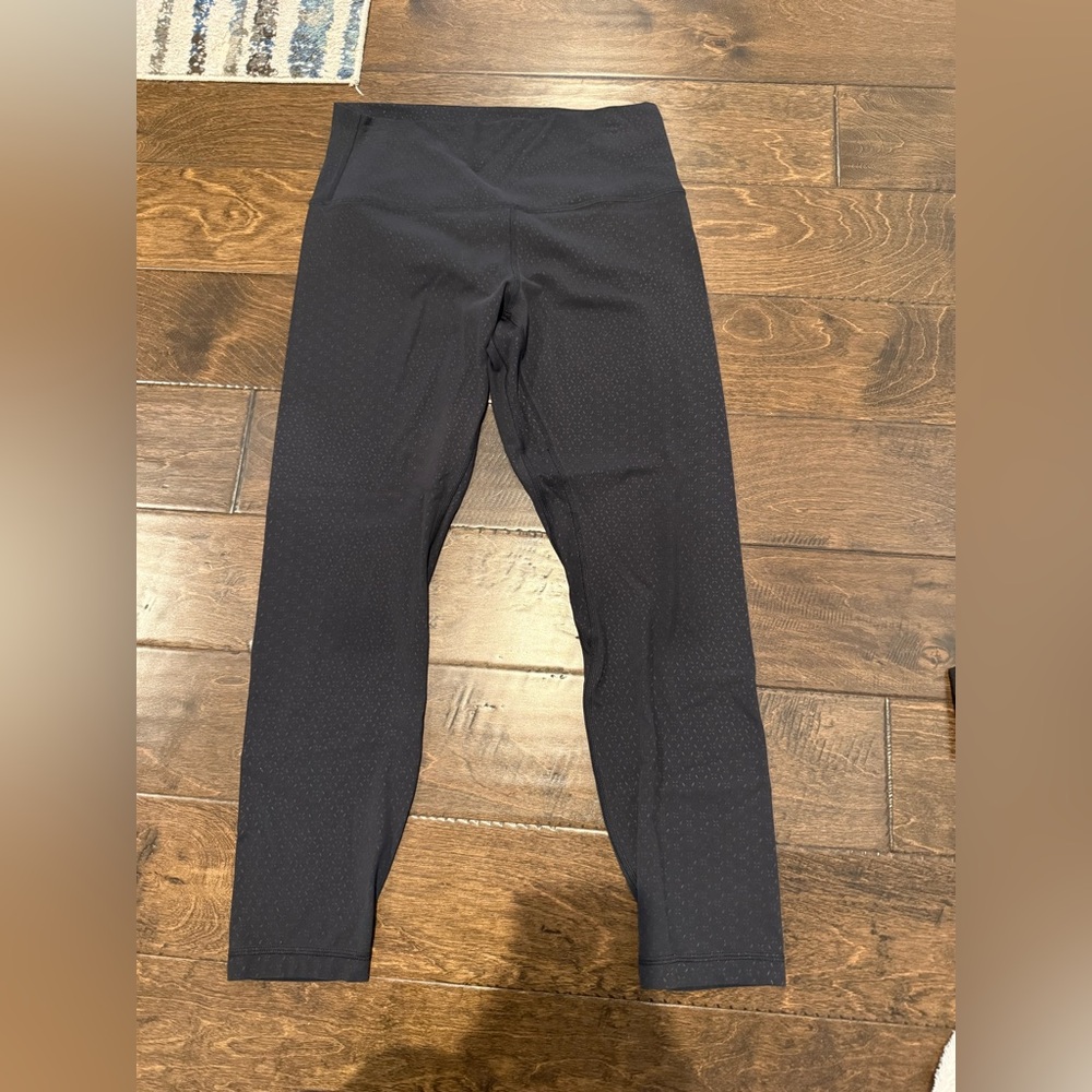 Patterned Black Lululemon Pant 25”